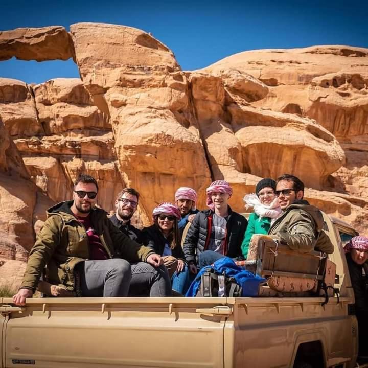Wadi Rum Bubble Tent & Bedouin Style מראה חיצוני תמונה