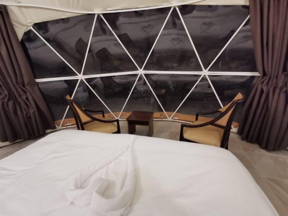 Wadi Rum Bubble Tent & Bedouin Style מראה חיצוני תמונה