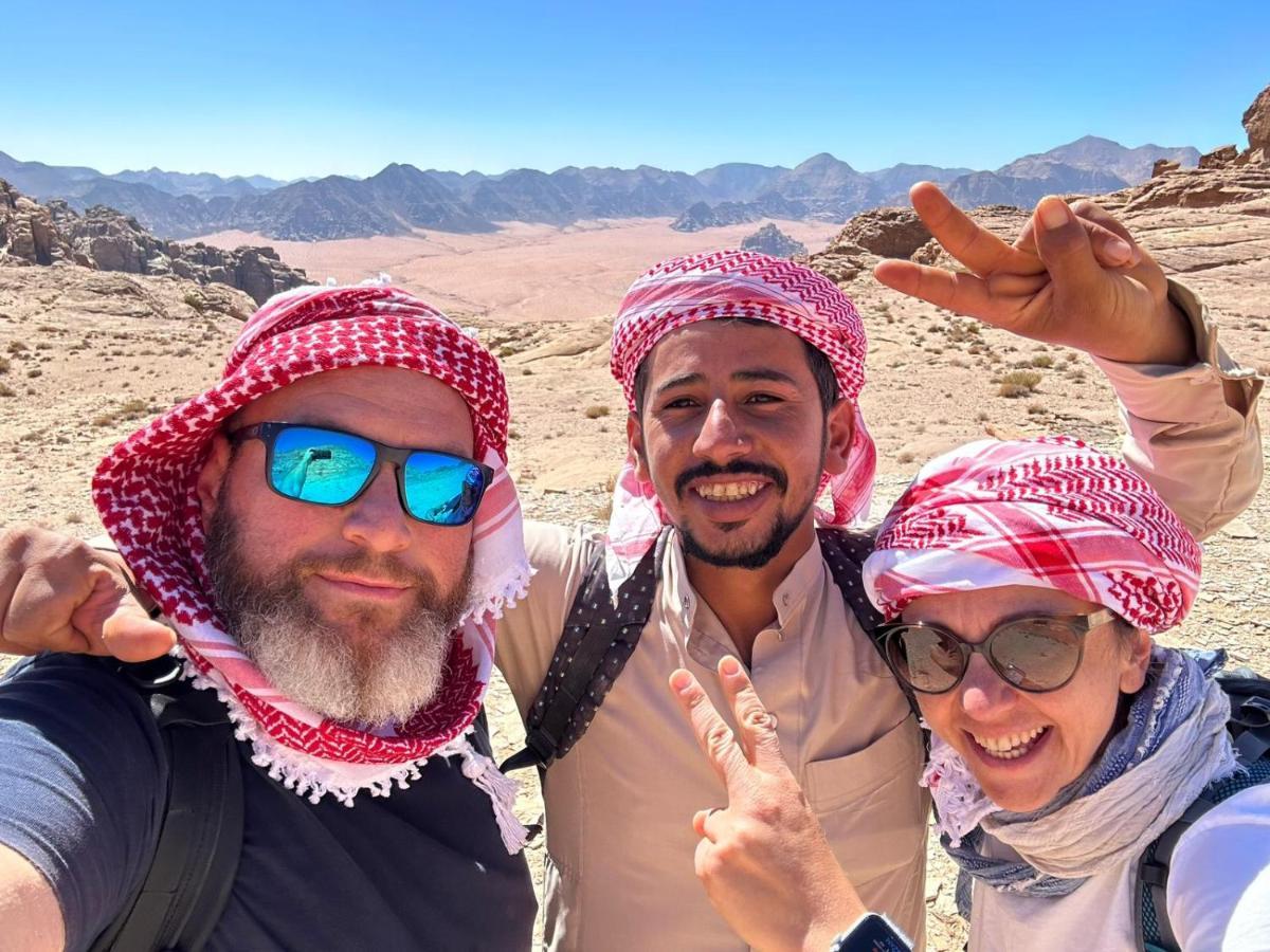Wadi Rum Bubble Tent & Bedouin Style מראה חיצוני תמונה