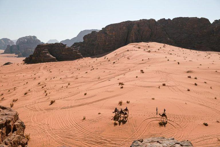 Wadi Rum Bubble Tent & Bedouin Style מראה חיצוני תמונה